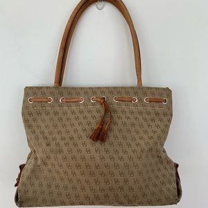 Dooney & Bourke Purse